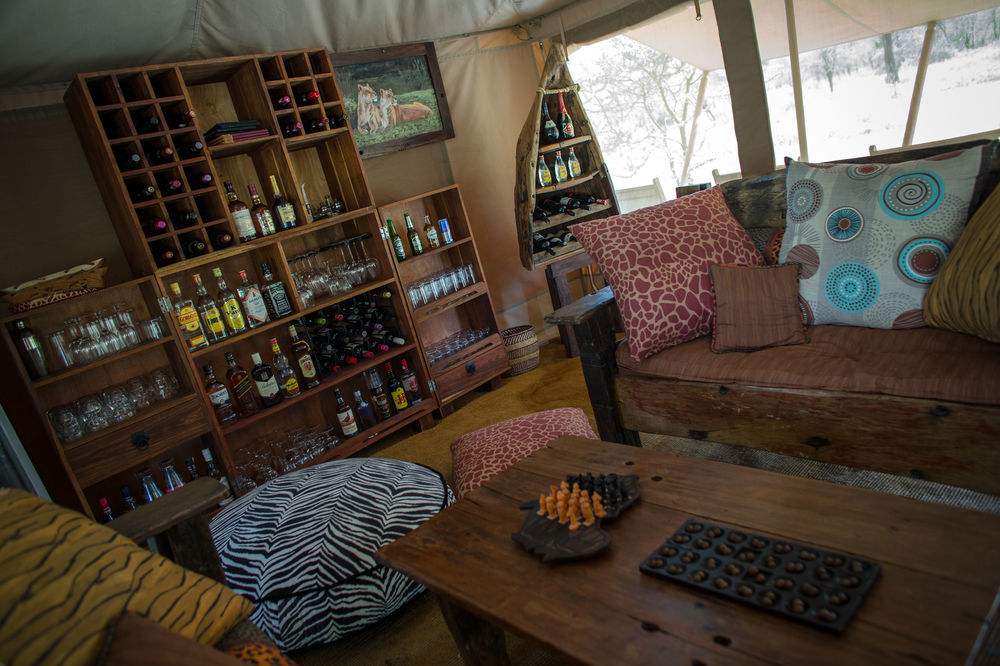 Serengeti Acacia Central Camp Екстериор снимка